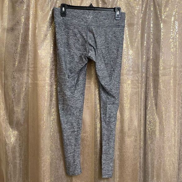 PINK Victoria's Secret Gray Ultimate Full Length Leggings, Small - Picture 2 of 6